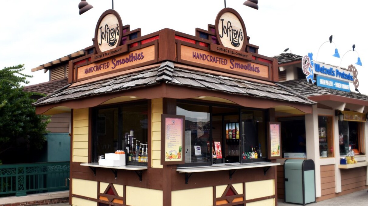 Joffrey’s™ Handcrafted Smoothies at Disney Springs Marketplace