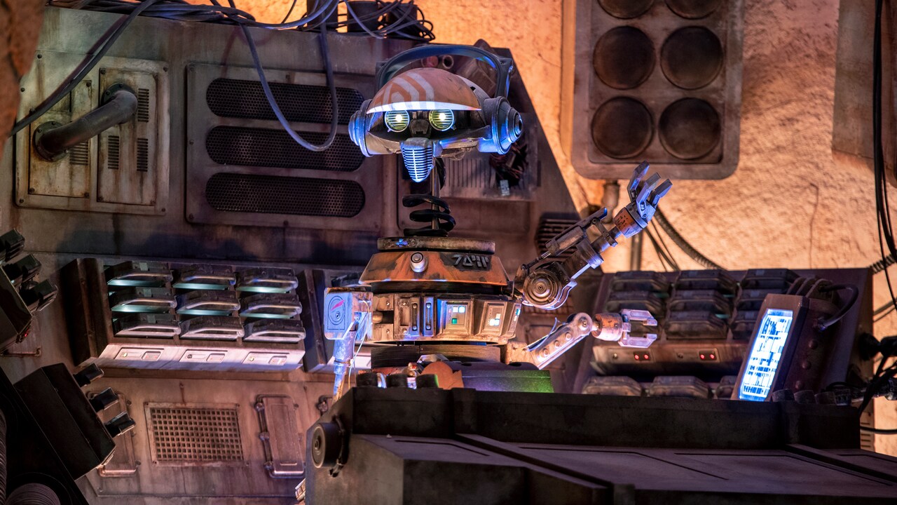 Oga's Cantina at the Disneyland Resort